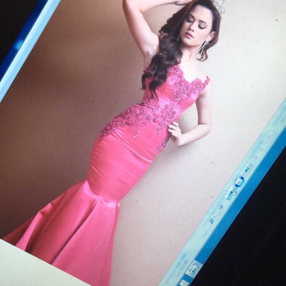 Designer Dress for pageants, prom or activity!